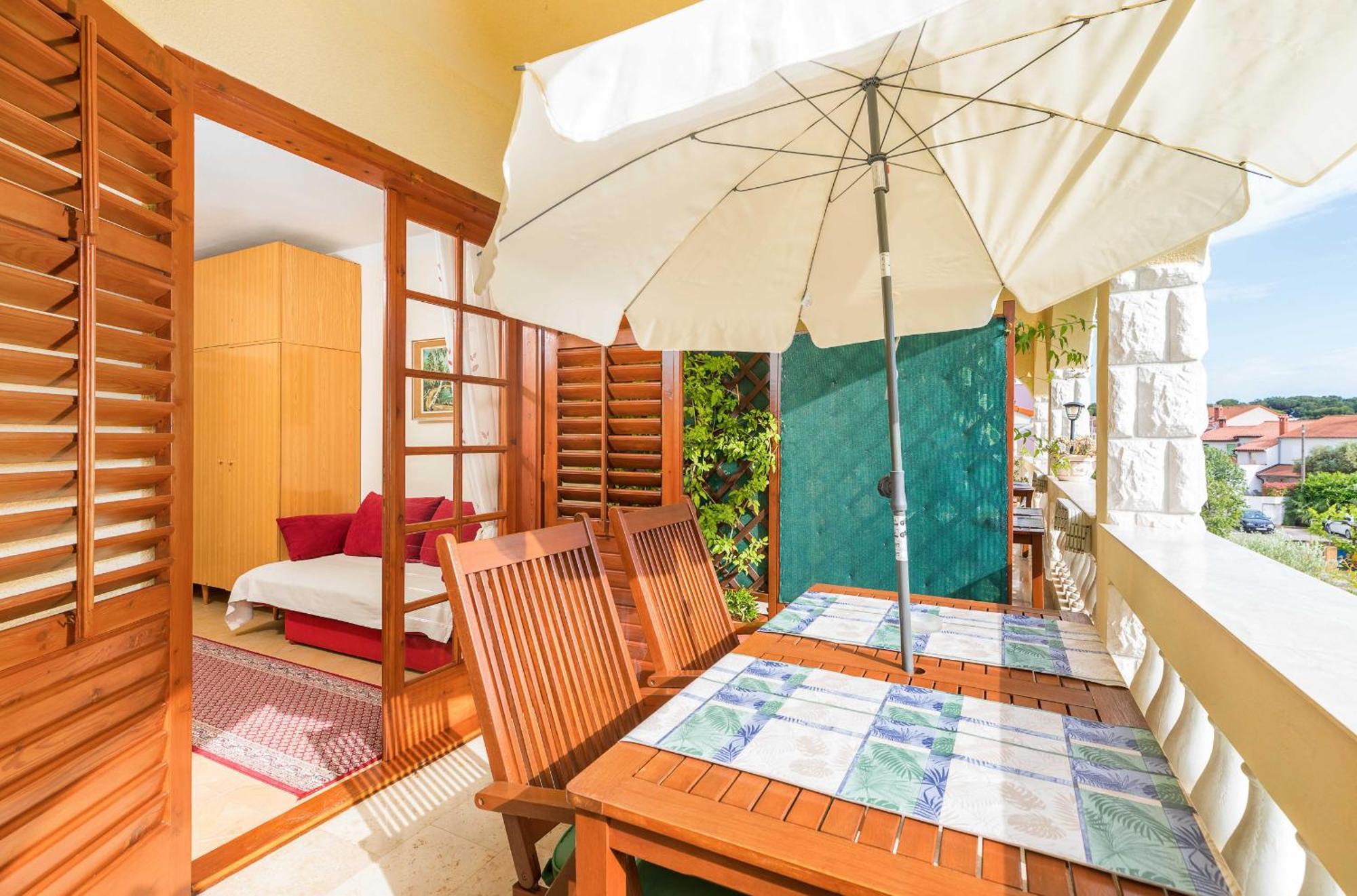 Villa Nada In Fazana - Near The Beach Esterno foto