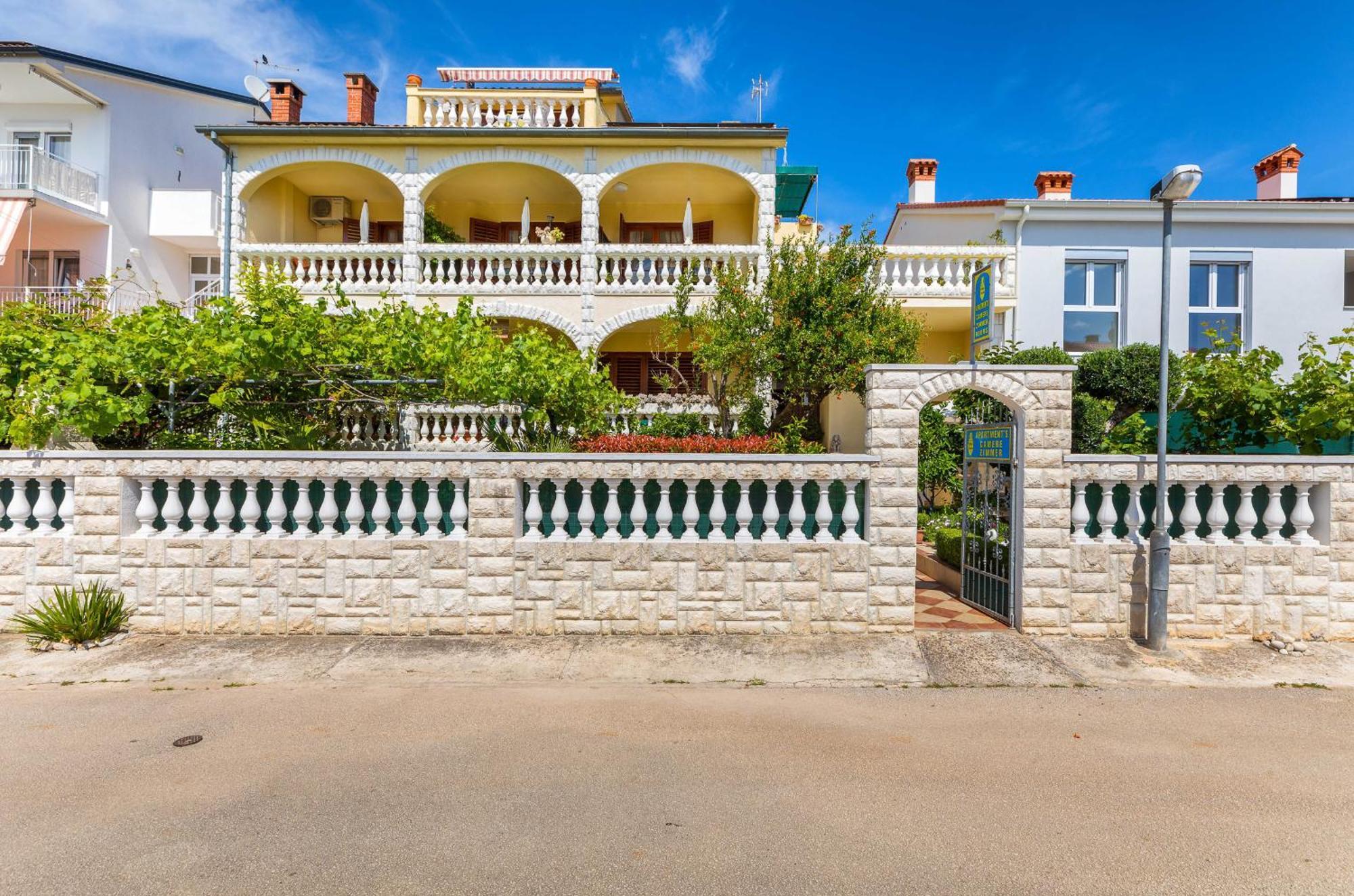 Villa Nada In Fazana - Near The Beach Esterno foto